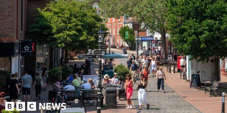 Las elecciones enfrentan nuevos retrasos por la reestructuración de los ayuntamientos