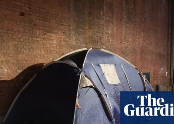 La falta de vivienda de los refugiados en el Reino Unido se ha más que duplicado en dos años, según una organización benéfica | Inmigración y asilo