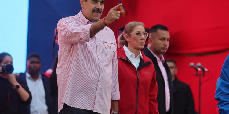 Estados Unidos sanciona a fabricante estatal venezolano de drones por comerciar armas con Irán