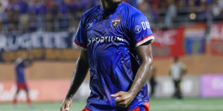 Alberto Quintero y Mario Méndez destacan en 'América le responde a El País'