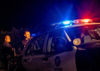 Le réalisateur américain et son épouse ont été tués par leur fils, afirma la policía