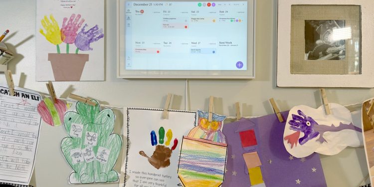 Este calendario inteligente puso orden en la apretada agenda de mi familia y no puedo volver atrás