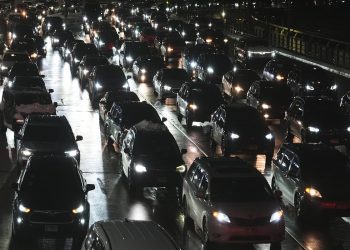 El Departamento de Transporte de EE. UU. duplica su apuesta por el gas y reduce los estándares de eficiencia del combustible