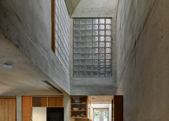 Un modelo de pensamientos esporádicos / Amigos FHHH