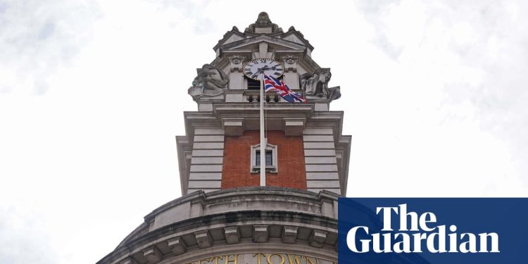 Los ayuntamientos de Londres tienen una «dependencia sostenida» de las empresas privadas, ya que un informe muestra un gasto de £500 millones | Gobierno local