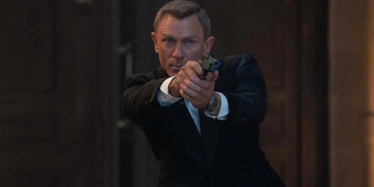 Amazon vende la difusión de películas de James Bond disponibles desde enero en Netflix
