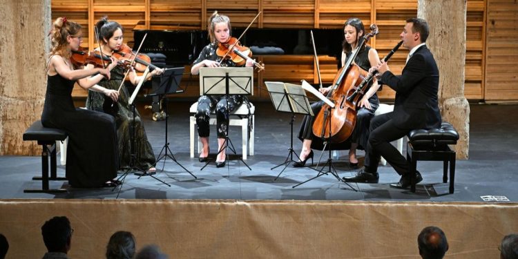 De La Folle Journée à la Grange de Meslay, le renouveau des festivals après el fin de l'ère René Martin