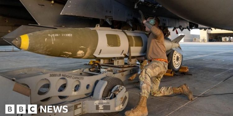 Estados Unidos lleva a cabo un ataque «masivo» contra el EI en Siria