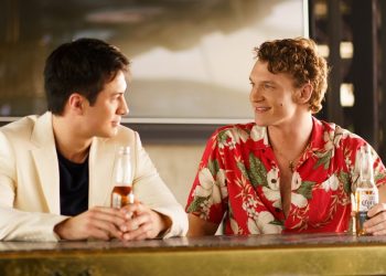 Cómo ver el final de la temporada 1 de Heating Rivalry: transmita el episodio 6 'The Cottage' en línea