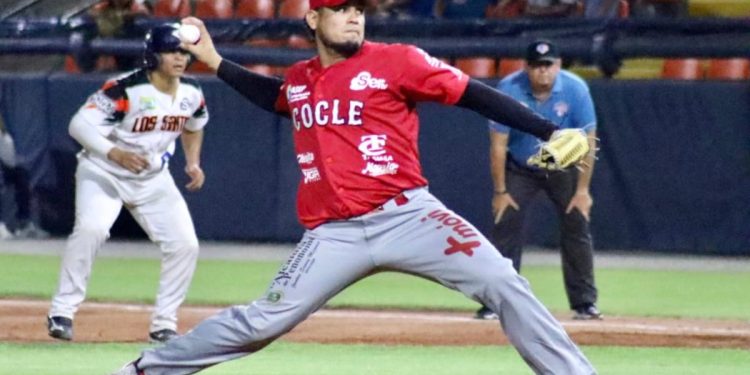 Luis Machuca refuerza a la Leña Roja para el campeonato Mayor 2026