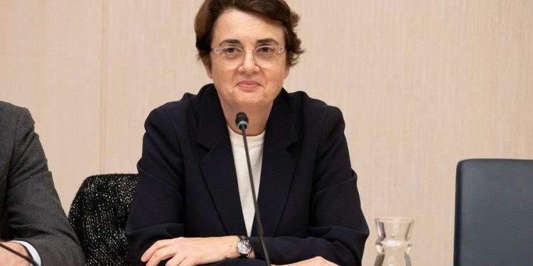 Laurence des Cars stoïque lors de son audition par la Commission culture du Sénat