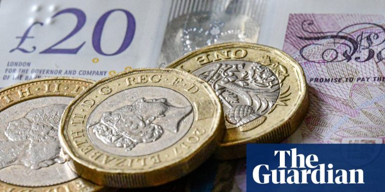 El plan de pensiones de la función pública me debe 21.300 libras esterlinas, cinco meses después de jubilarme | Asuntos del consumidor