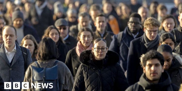 Los consejos advirtieron contra la adopción de una semana de cuatro días