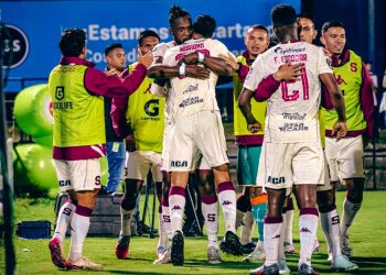 Vladimir Quesada no quiere ni imaginarse una final para Saprissa… Todavía