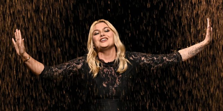 la Francia consciente de la participación de Israel malgré les appels au boicot et les retraits de plusieurs pays