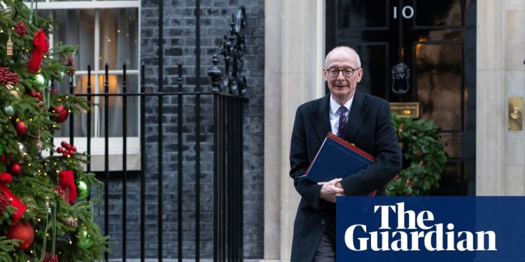 Partido Laborista lanza estrategia contra la pobreza infantil, pero insinúa que el costoso sistema de bienestar social debe cambiar | Bienestar