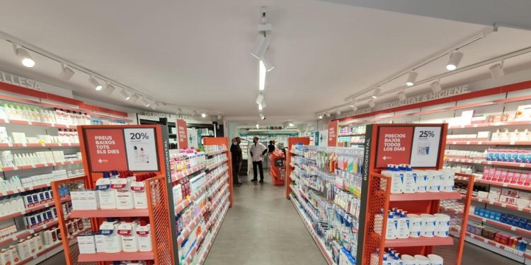Ecoceutics presenta en España “un nuevo concepto de farmacia que hace la salud más accesible”