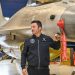 Petri demora la salida de Defensa para no perderse la última foto Top Gun con los F-16