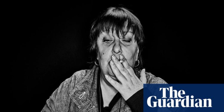 Reseña del audiolibro A Mind of My Own de Kathy Burke: una memoria honesta y divertida | Kathy Burke