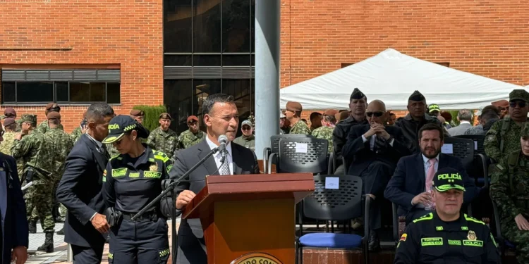 ministro de Defensa habla sobre el general Huertas y sus supuestos vínculos con disidencias