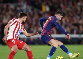 Barcelona derrota al Atlético de Madrid y se afianza en el liderato de la liga española