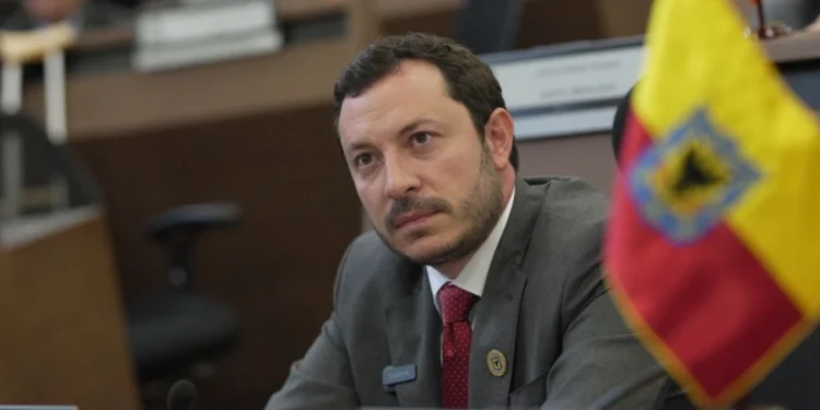 Juan Baena presentó su renuncia irrevocable al Concejo de Bogotá para lanzarse al Senado por el Nuevo Liberalismo