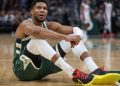 se preparan para un mes sin Antetokounmpo por lesión