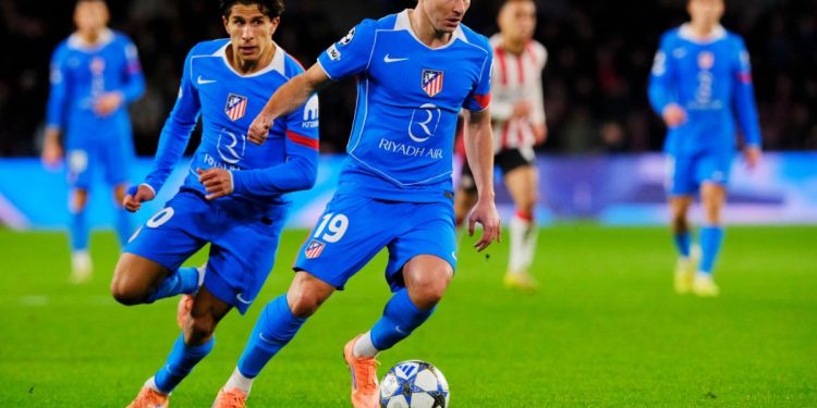 Julián desempolva el traje de crack