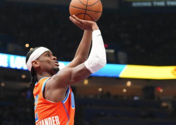 Los Thunder aplastan a los Suns y vuelven a Las Vegas imponiendo miedo