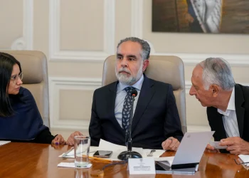 El camino espinoso que le espera al gobierno Petro para revivir la reforma de la salud en el Congreso con su apelación