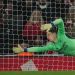 Un penalti parado por Kepa mete al Arsenal en semifinales de la Copa de la Liga