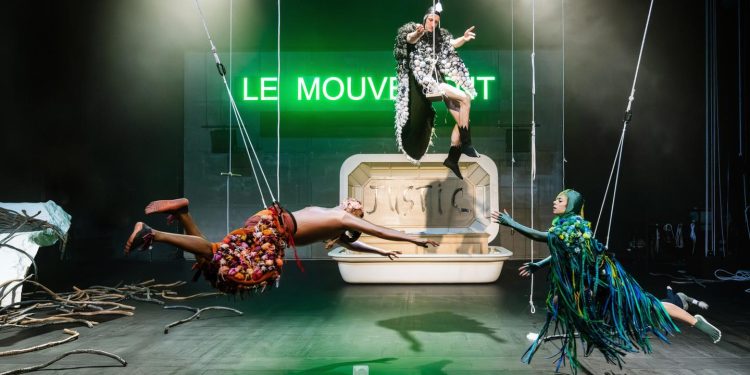 Pour Yuval Rozman, dramaturgo israelí, «un país sin imaginación, es peligroso»