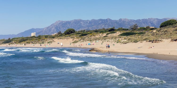 Un prestigioso medio británico pone el foco en los seis cálidos destinos 'atrapaturistas' de España en Navidad