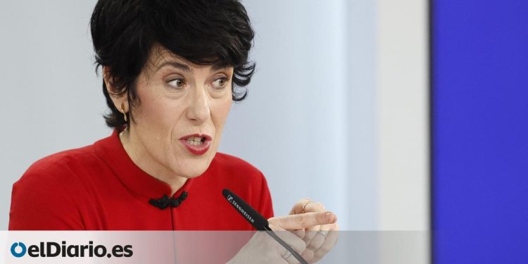 El Gobierno cree que Feijóo debería dimitir por sus mensajes con Mazón en la dana: “Lleva un año mintiendo”