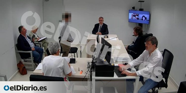 “¿Se hizo igual con Rajoy en Gürtel?”