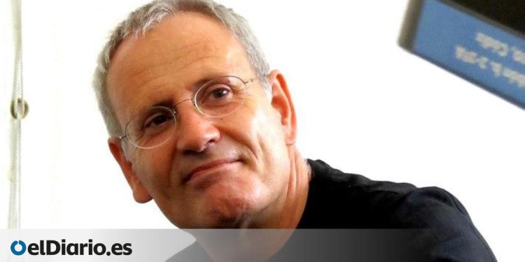 El cómic que rescata al dibujante perdido de la Transición para mostrar su cara oculta