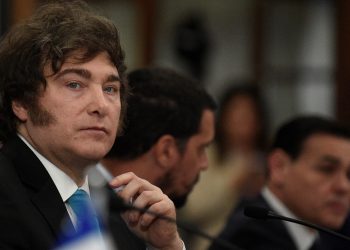 el 58% dice que la situación está mal, pero repuntan las expectativas y la imagen de Milei