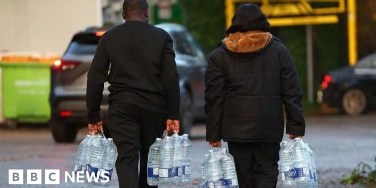 Keir Starmer critica a South East Water por 24.000 viviendas afectadas