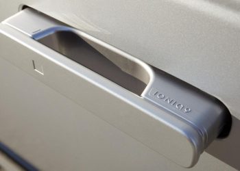 China acaba con la trampa mortal de los tiradores enrasados ​​de los coches eléctricos