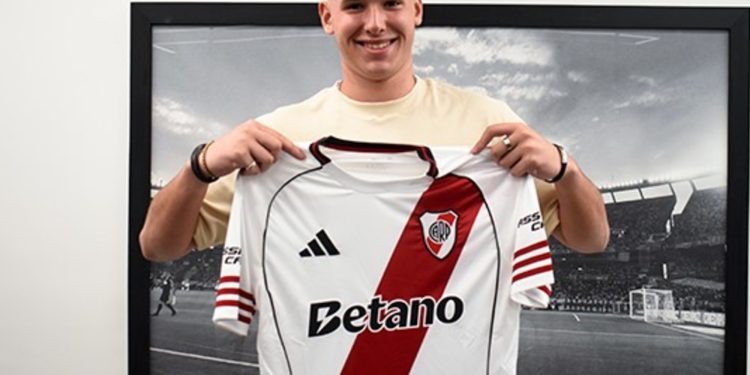 Quién es Jaroszewicz, el joven arquero de River que firmó su primer contrato :: Olé