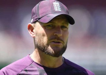 McCullum quiere seguir como seleccionador de Inglaterra