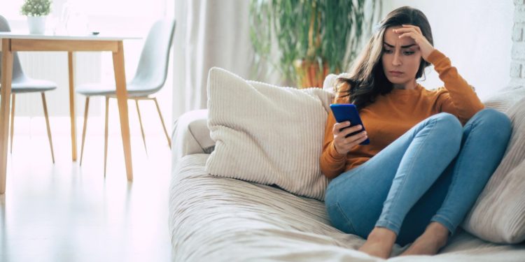 Cómo las redes sociales sesgan nuestra concepción de la felicidad