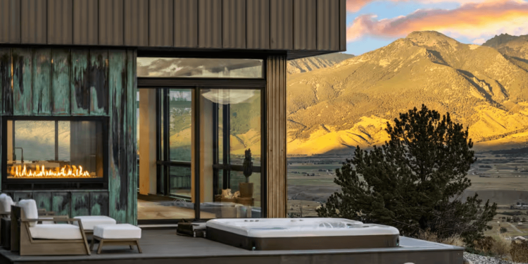 15 Airbnbs inspirados en spas con saunas, baños fríos y jacuzzis