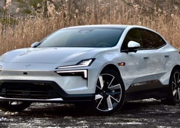 El Polestar 4 se atreve a ser diferente, pero no lo suficiente