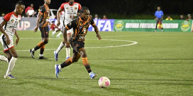 Army y Slingerz dominan la derrota en cuartos de final de la Copa GFF Super 16