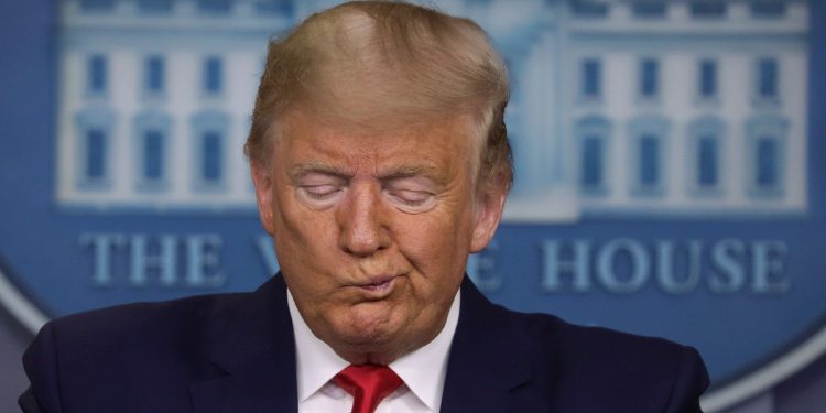 La iniciativa de Trump para anular la regulación de la IA fracasa mientras los republicanos se dividen