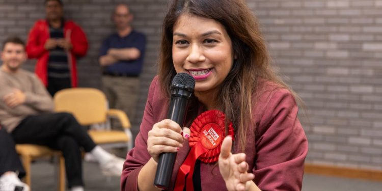 La diputada británica condenada a dos años de prisión en Bangladesh en ausencia – POLITICO