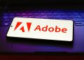 Adobe se enfrenta a una propuesta de demanda colectiva, acusada de hacer un mal uso del trabajo de los autores en la formación de IA