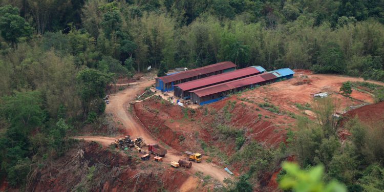 En Myanmar, la minería ilícita de tierras raras está cobrando un alto precio