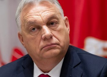 Los populistas de derecha se burlan de la UE por los escándalos de corrupción – POLITICO